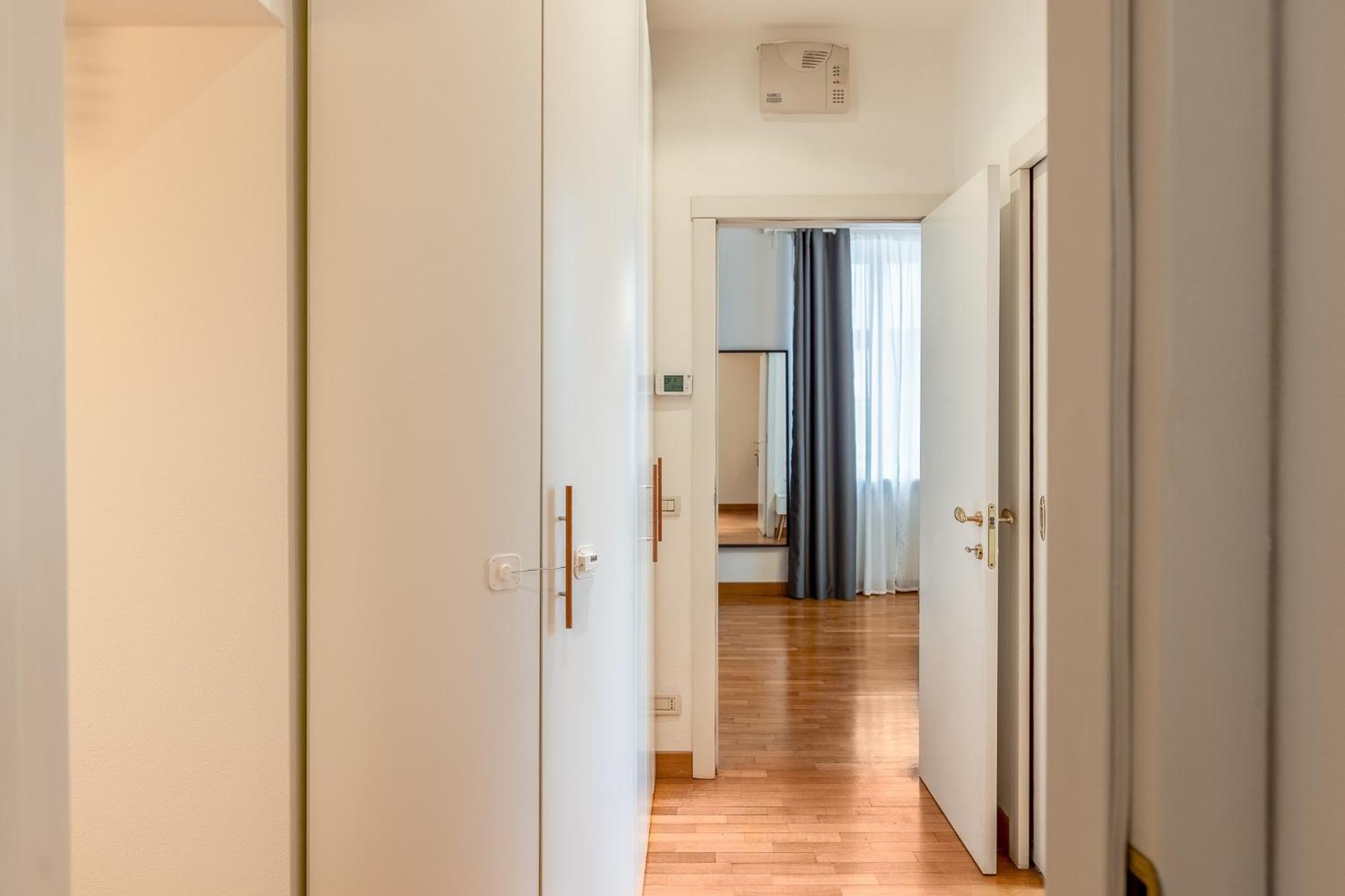 "Suite Elegance Brera" ミラノ エクステリア 写真