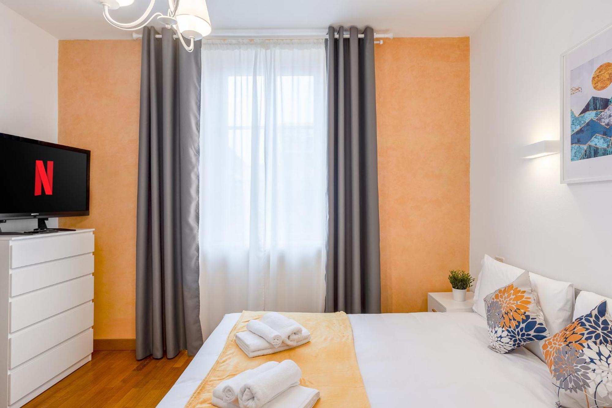 "Suite Elegance Brera" ミラノ エクステリア 写真