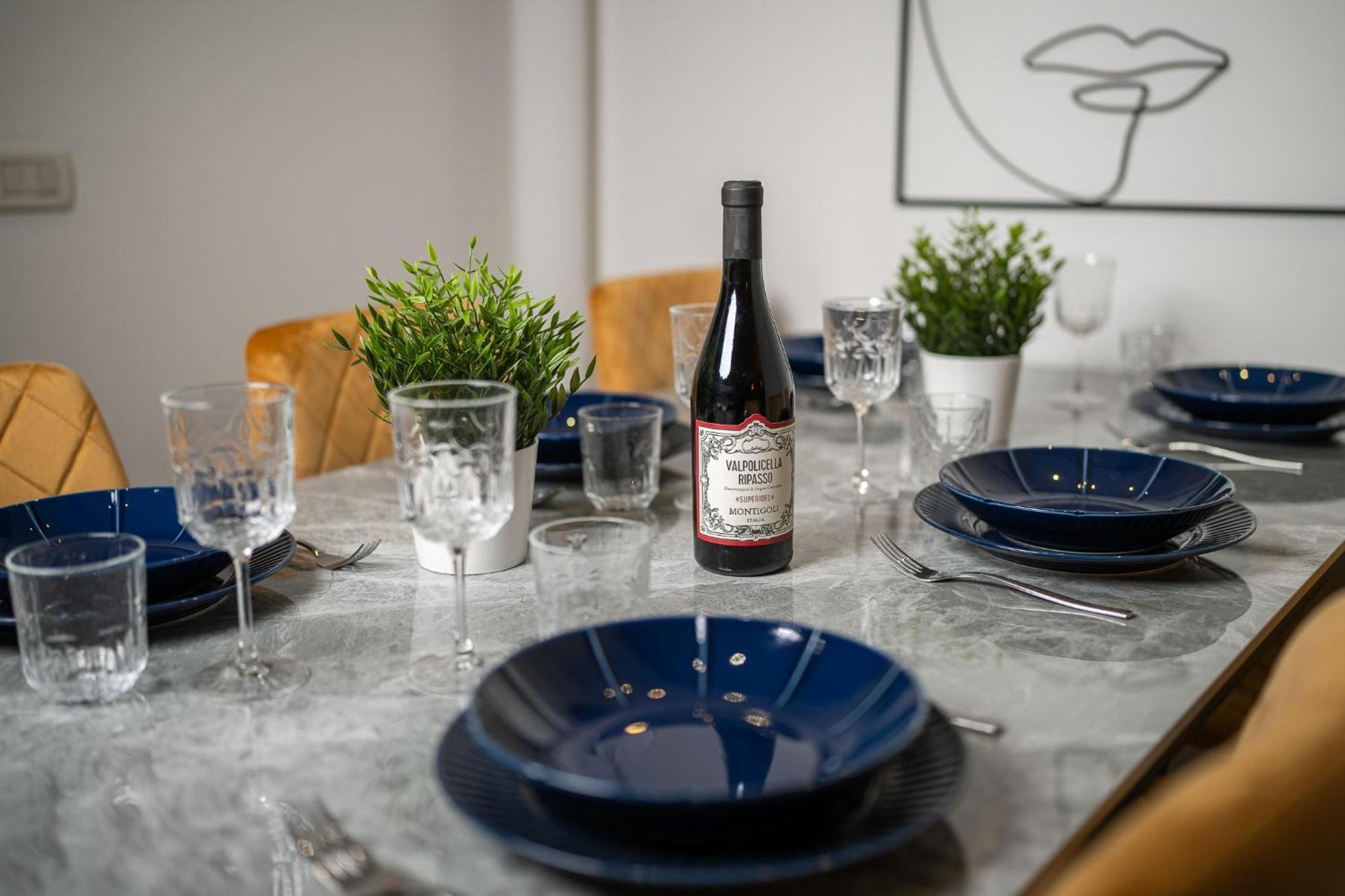 "Suite Elegance Brera" ミラノ エクステリア 写真
